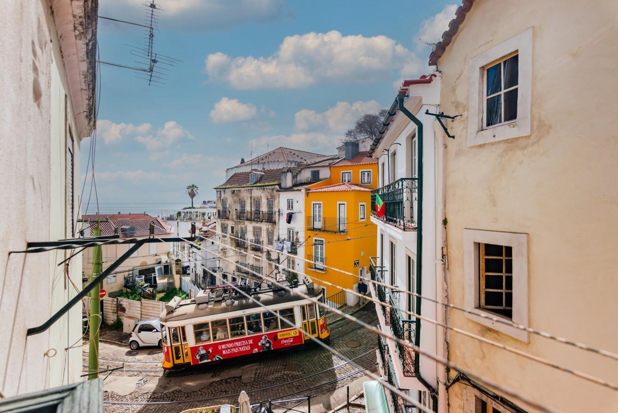 Alfama Cozy Apartments Lisbon Room photo